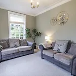 The Manor House * Scarborough