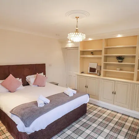 The Manor House * Scarborough