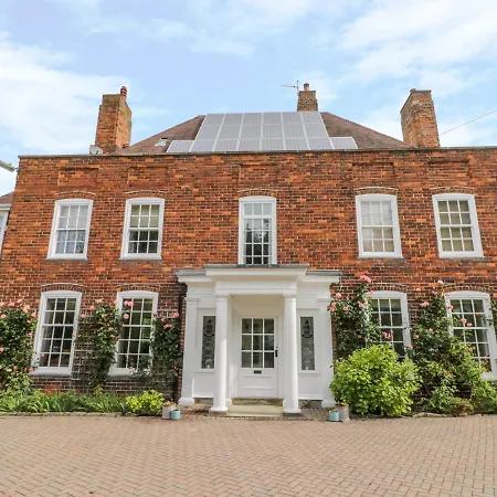 度假居 The Manor House