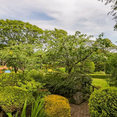 The Manor House * 斯卡伯勒