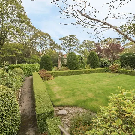 Nyaraló The Manor House