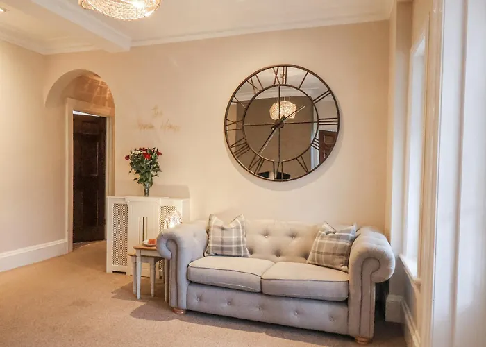 別荘 The Manor House