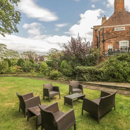 The Manor House סקארבורו